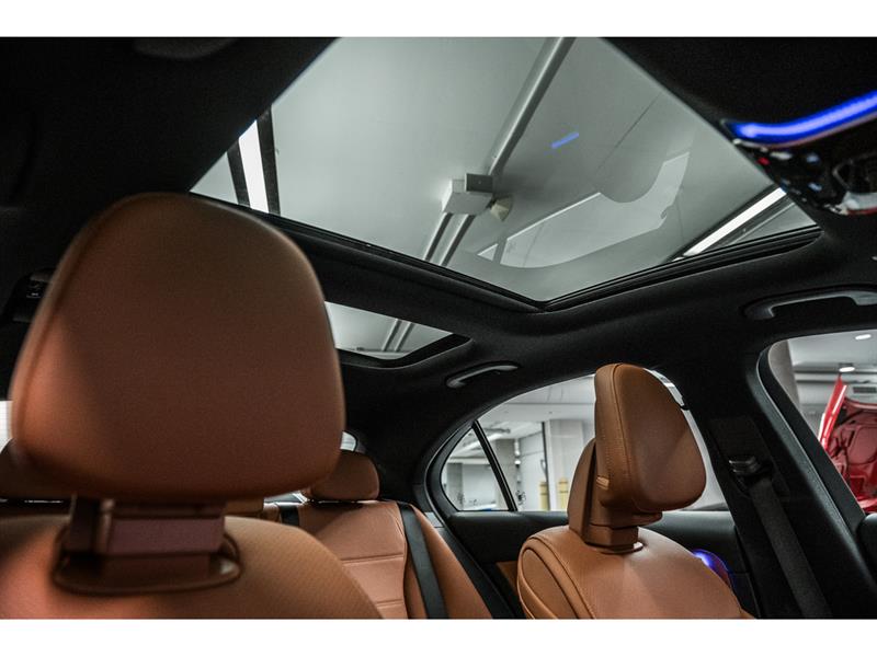 mercedes-benz C300 2022 - 30