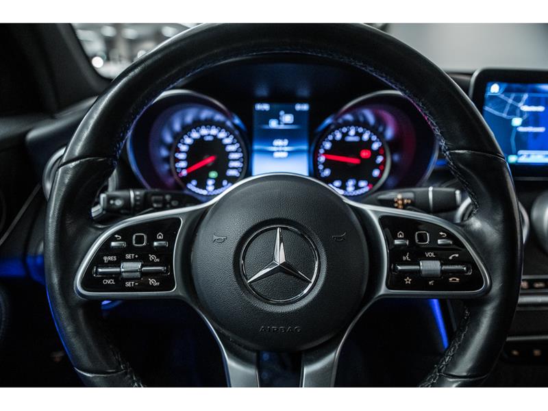 mercedes-benz GLC300 2022 - 15