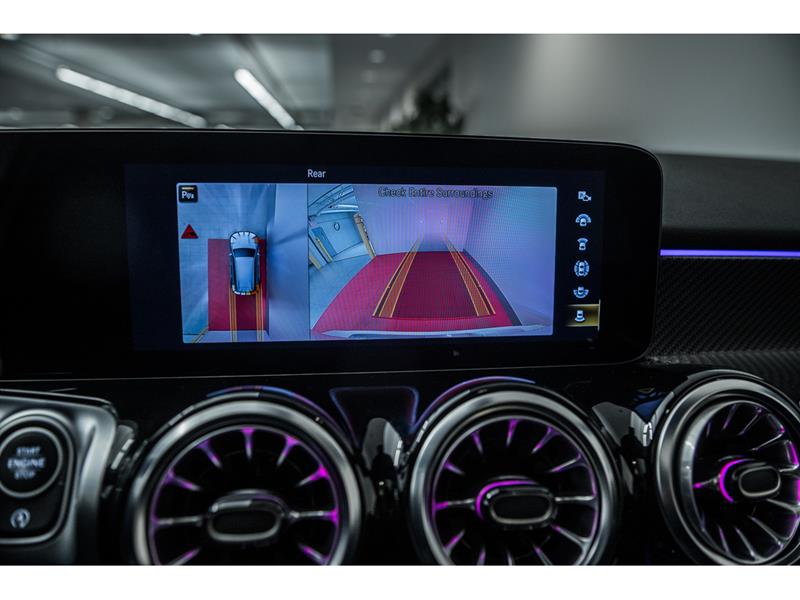 mercedes-benz GLB250 2023 - 19