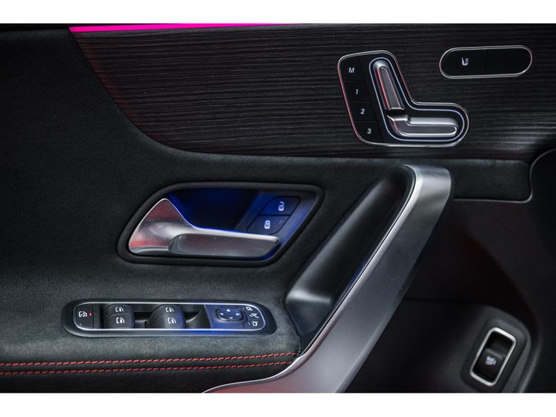 mercedes-benz CLA250 2023 - 11