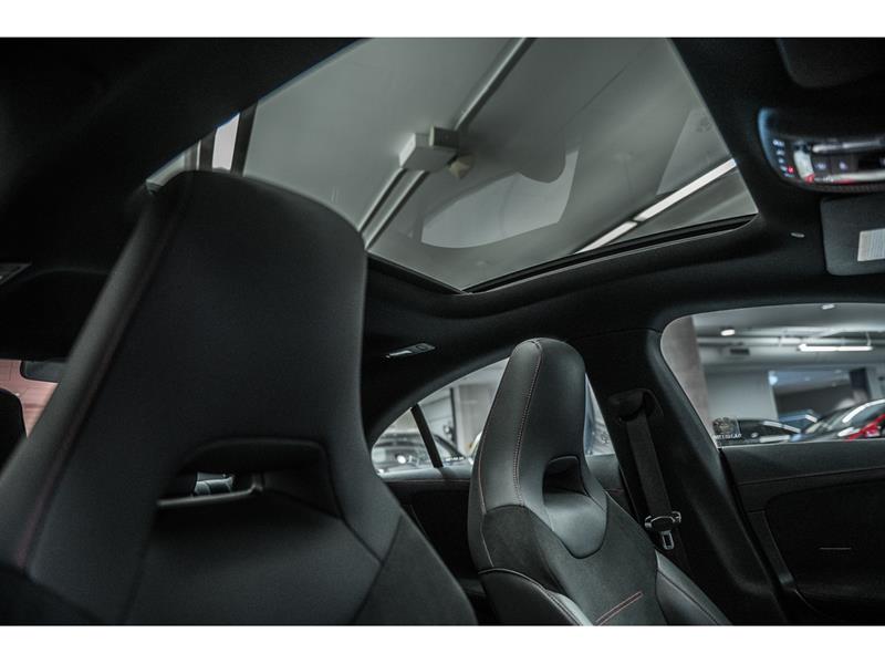 mercedes-benz CLA250 2023 - 30