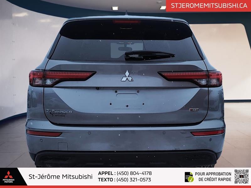 mitsubishi Outlander 2022 - 4