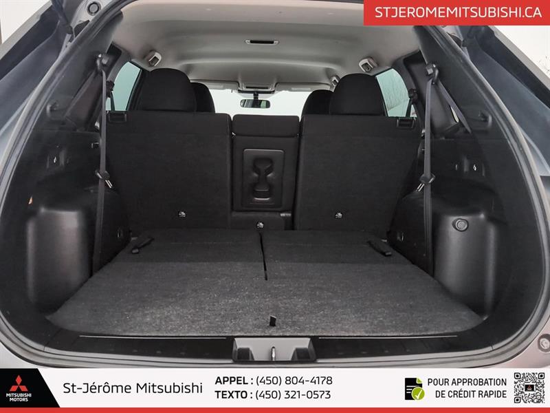 mitsubishi Outlander 2022 - 8