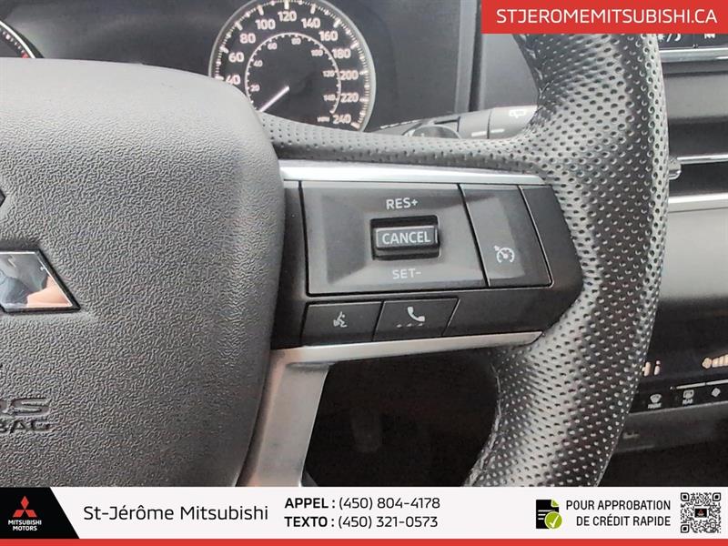 mitsubishi Outlander 2022 - 12