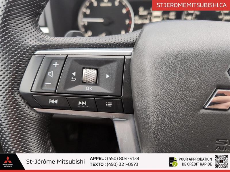 mitsubishi Outlander 2022 - 13