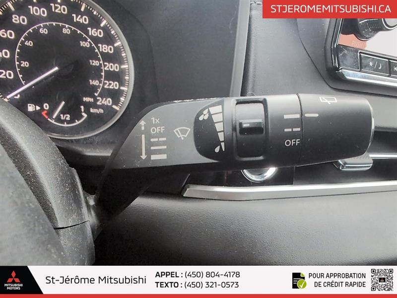 mitsubishi Outlander 2022 - 14