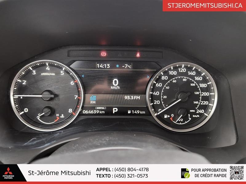 mitsubishi Outlander 2022 - 16