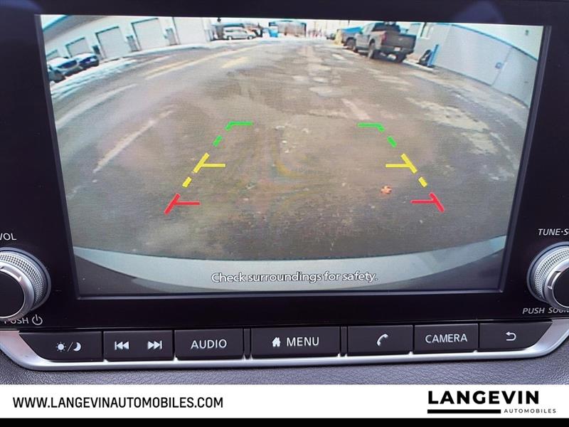 nissan Sentra 2023 - 16