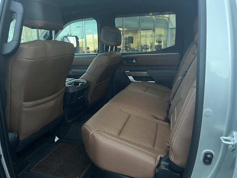 toyota Tundra 2022 - 8