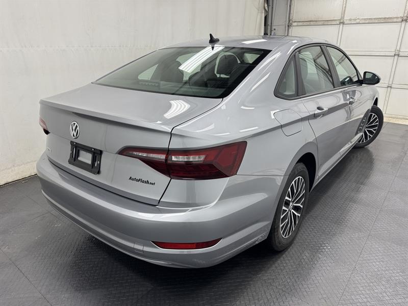 volkswagen Jetta 2020 - 9