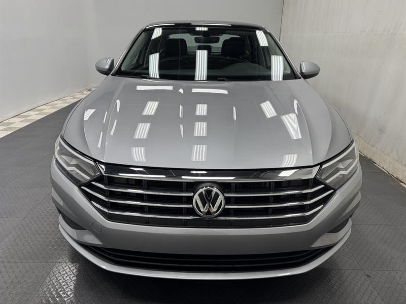 volkswagen Jetta 2020 - 16