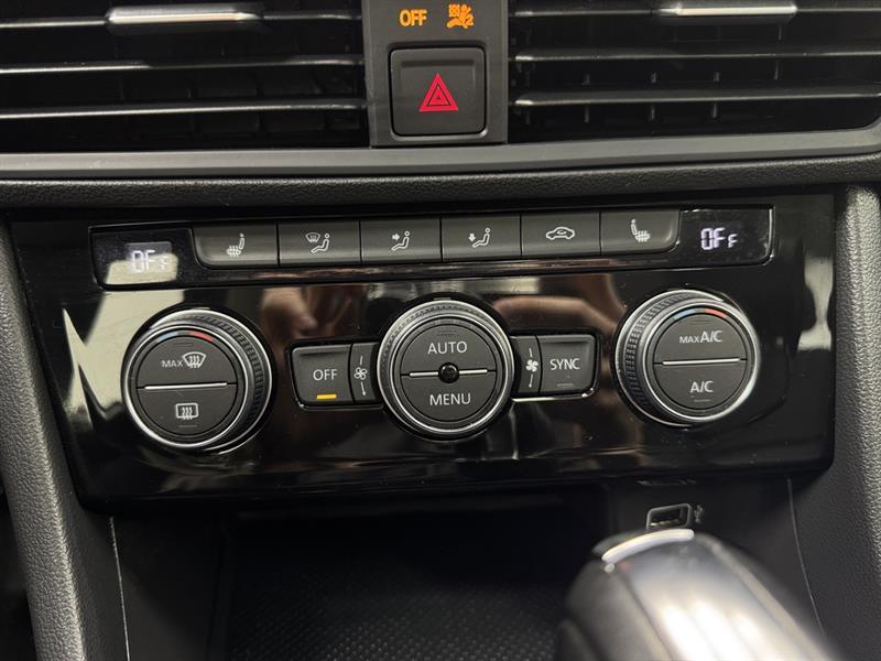 volkswagen Jetta 2020 - 30