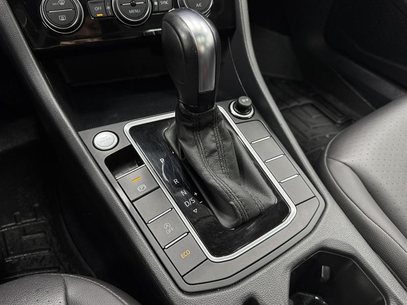 volkswagen Jetta 2020 - 31