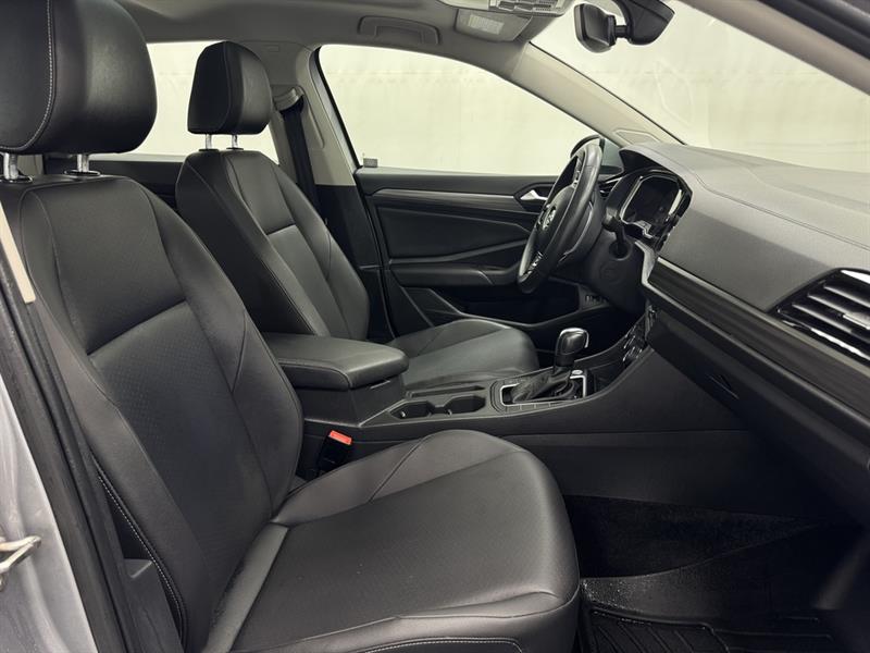 volkswagen Jetta 2020 - 35