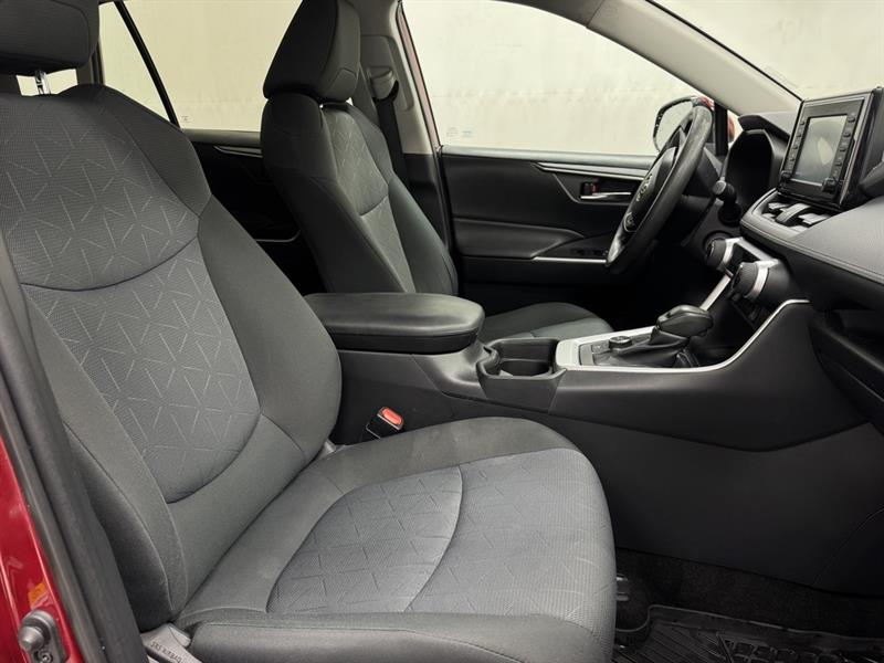 toyota RAV4 2019 - 32