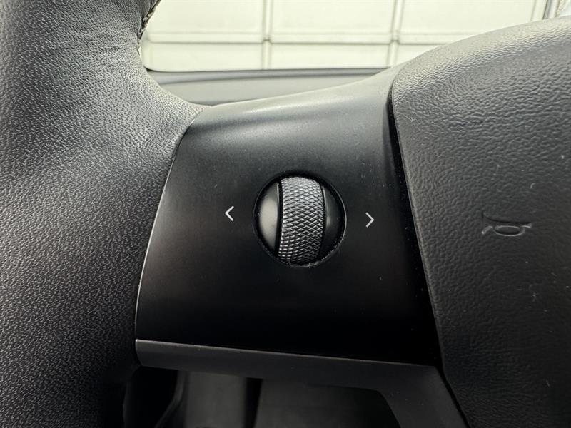 tesla Model 3 2022 - 20