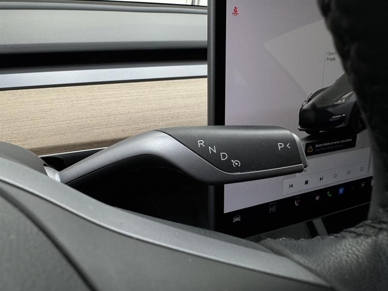 tesla Model 3 2022 - 24