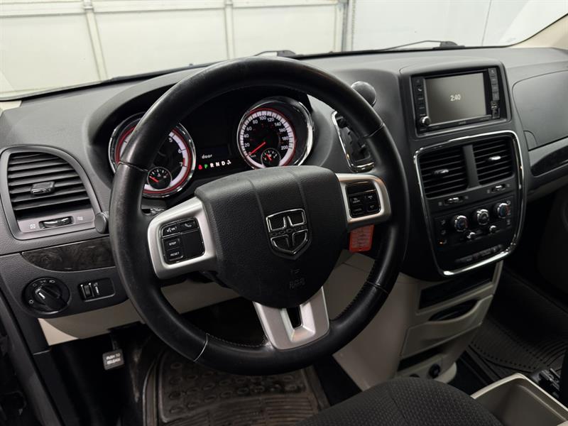 dodge Grand Caravan 2016 - 18