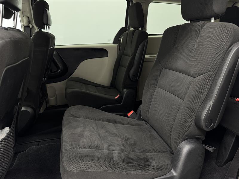 dodge Grand Caravan 2016 - 28