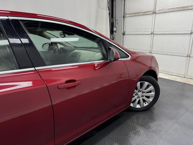 buick Verano 2017 - 12