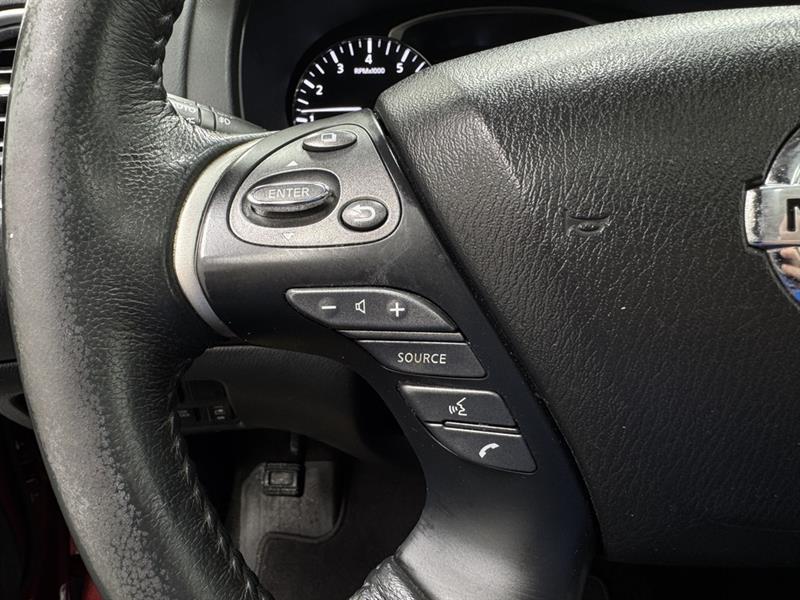 nissan Pathfinder 2018 - 21