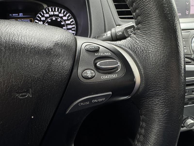 nissan Pathfinder 2018 - 23