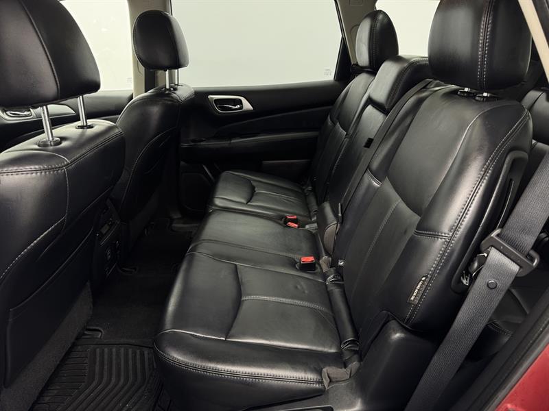 nissan Pathfinder 2018 - 32