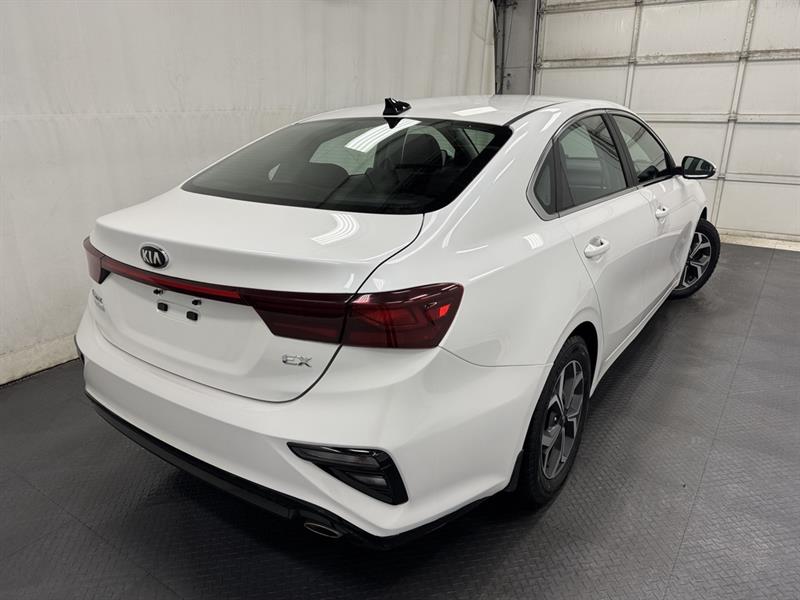 kia Forte 2020 - 9