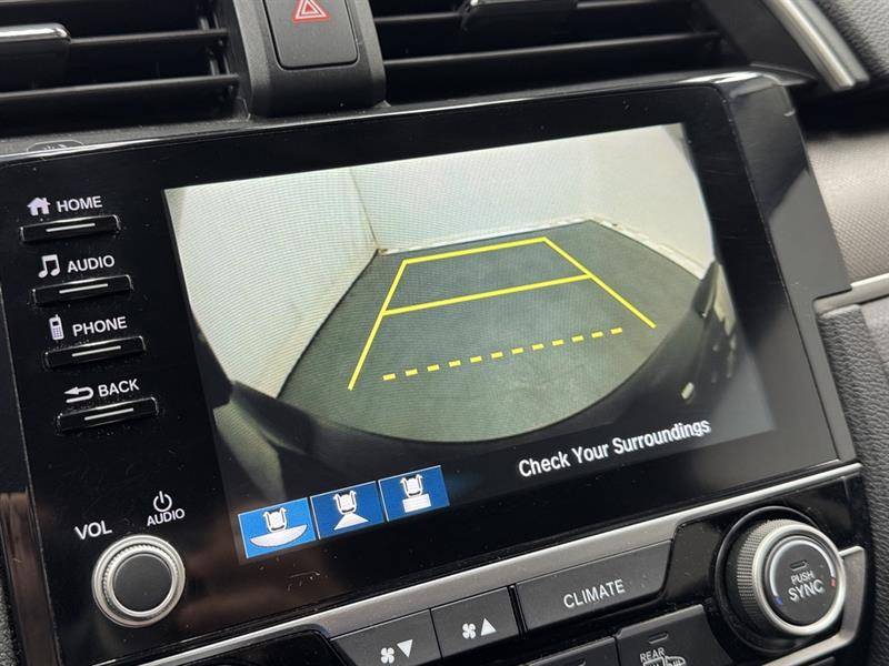 honda Civic Sedan 2020 - 24