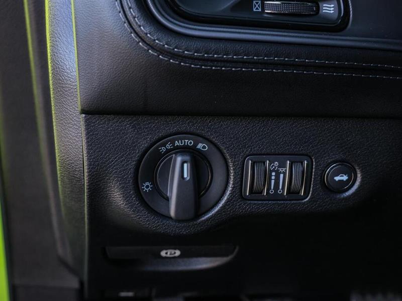 dodge Challenger 2023 - 34