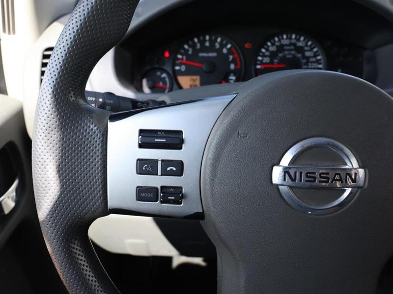 nissan Frontier 2013 - 22