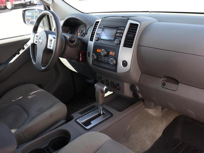 nissan Frontier 2013 - 30