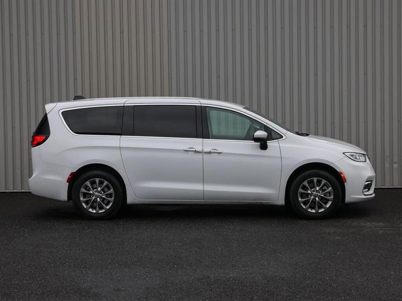 chrysler Pacifica 2023 - 2