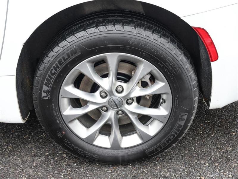 chrysler Pacifica 2023 - 8