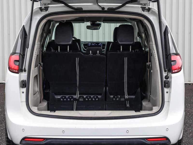 chrysler Pacifica 2023 - 9