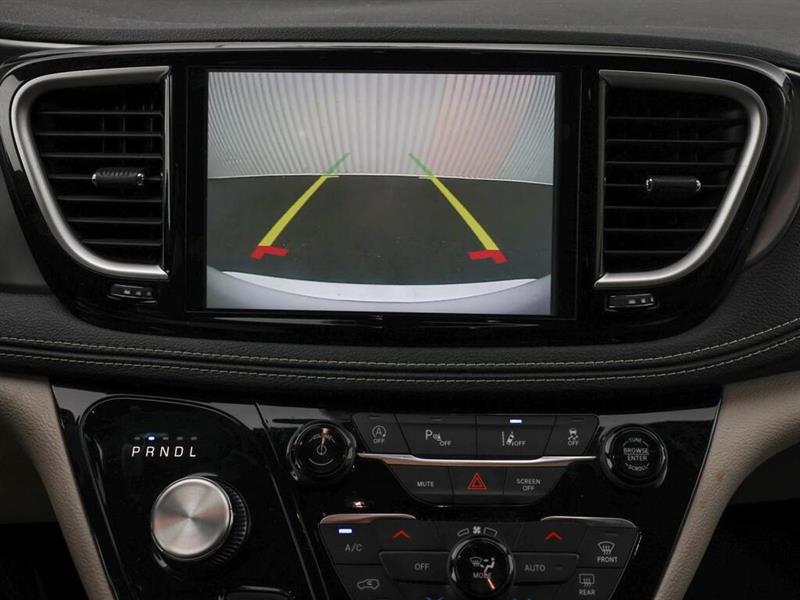 chrysler Pacifica 2023 - 12