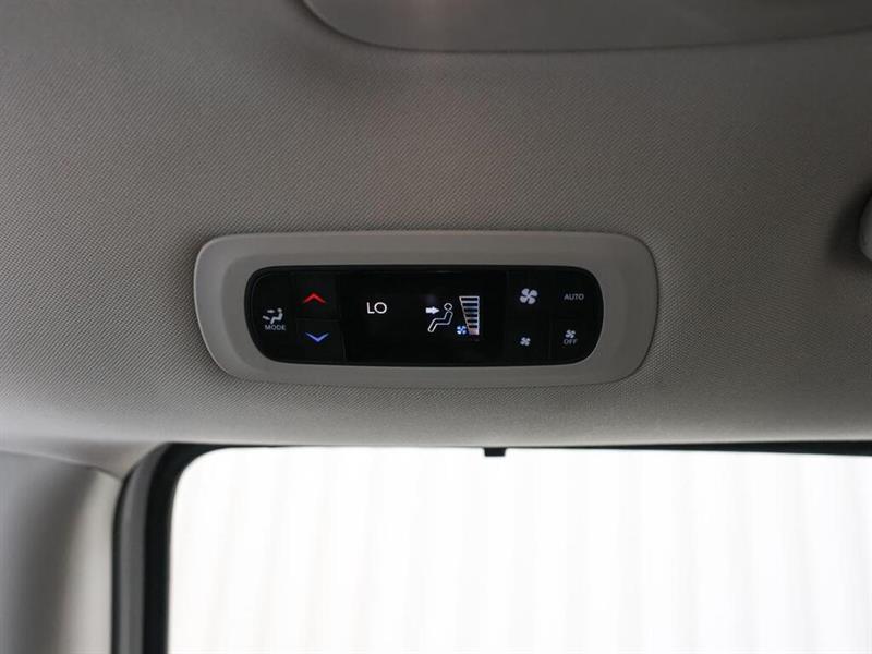 chrysler Pacifica 2023 - 18