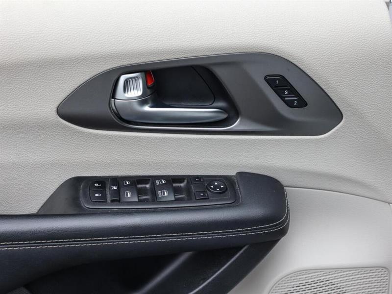 chrysler Pacifica 2023 - 19