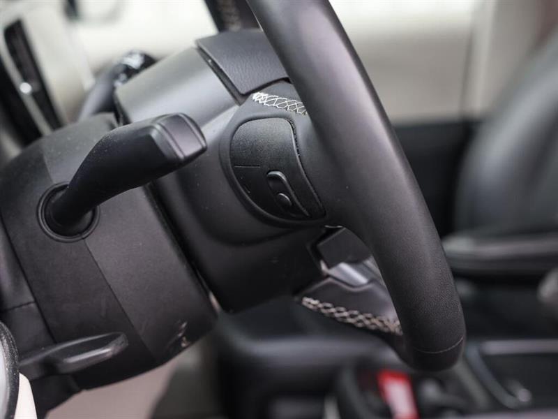 chrysler Pacifica 2023 - 28