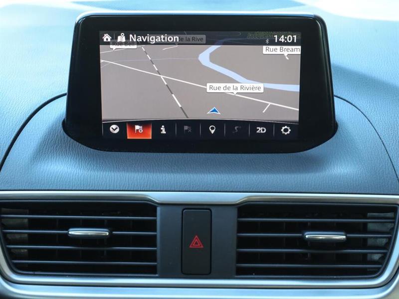 mazda Mazda3 2017 - 13