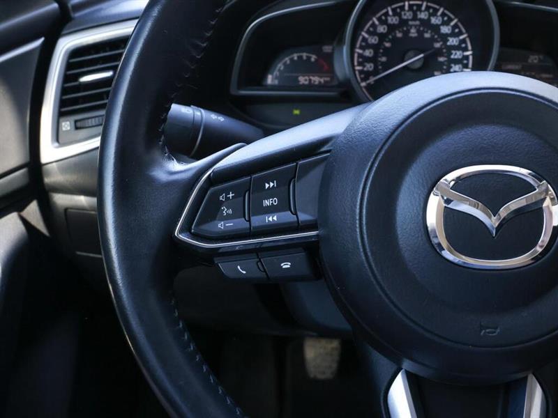 mazda Mazda3 2017 - 23