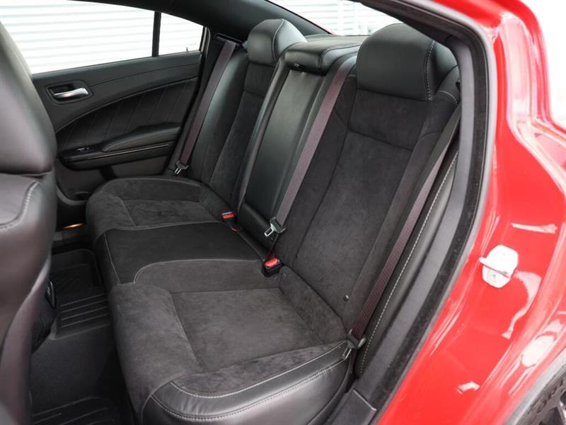 dodge Charger 2021 - 23