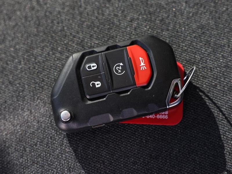 jeep Wrangler 4xe 2025 - 32