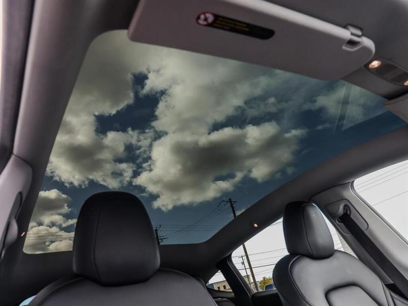 tesla Model Y 2022 - 27