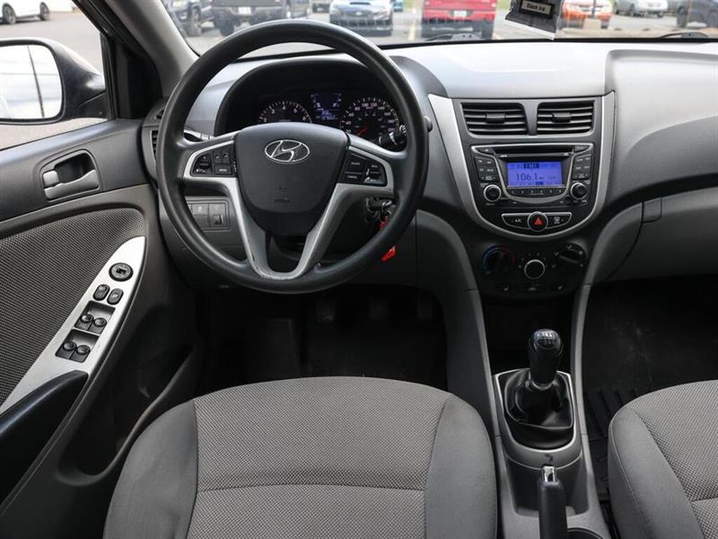 hyundai Accent 2013 - 10