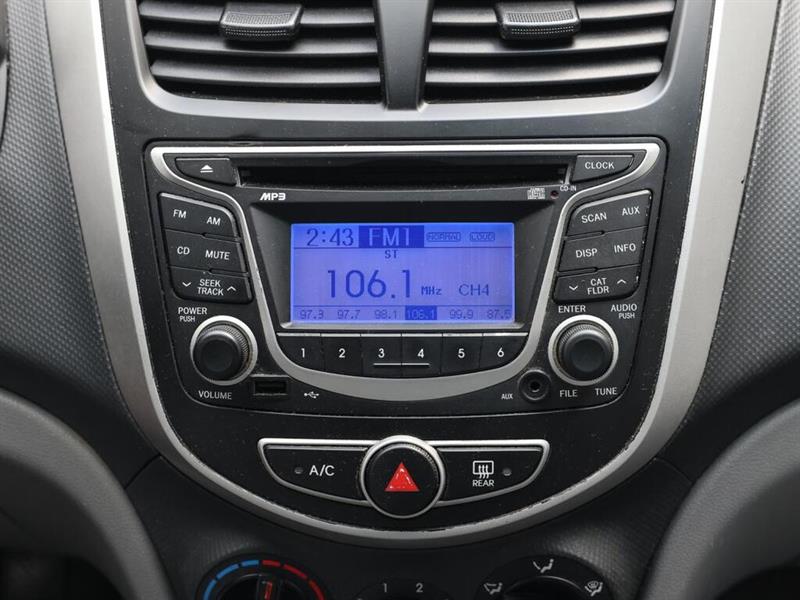 hyundai Accent 2013 - 12