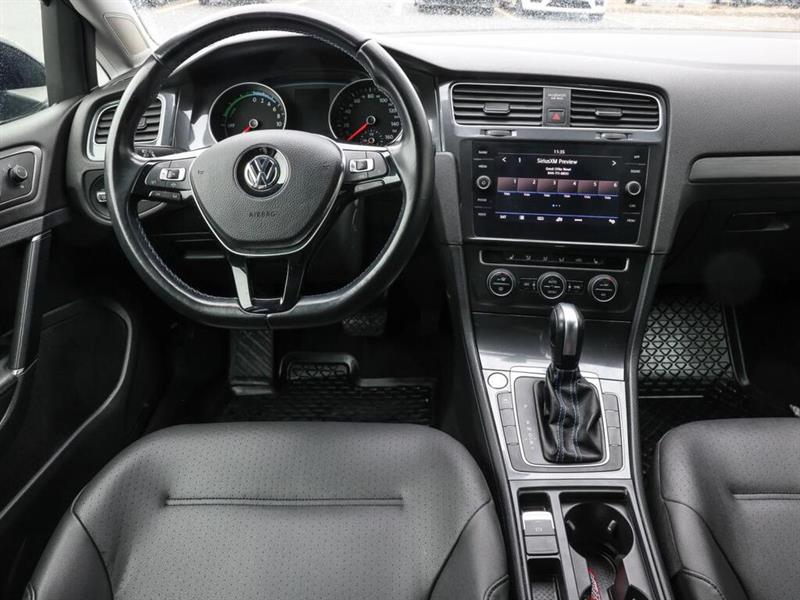 volkswagen e-Golf 2020 - 11