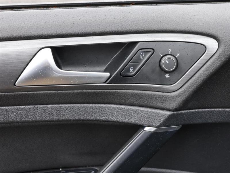 volkswagen e-Golf 2020 - 24