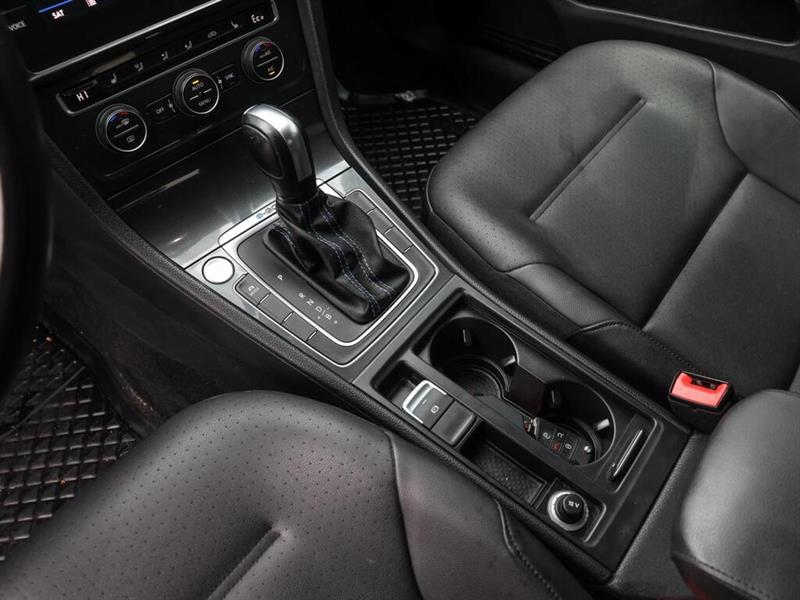 volkswagen e-Golf 2020 - 28