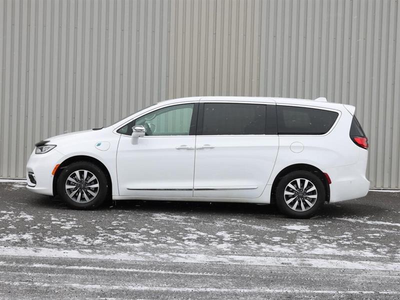 chrysler Pacifica Hybrid 2022 - 4
